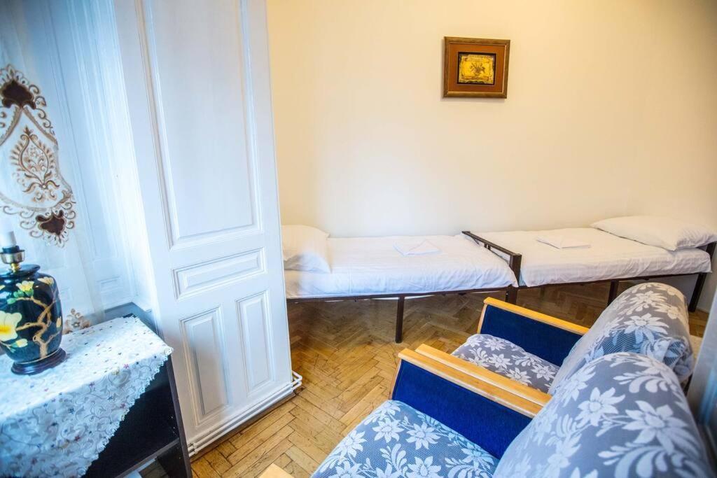 Keleti Apartment City Center Big Flat Bedroom Private Use Budapest Esterno foto