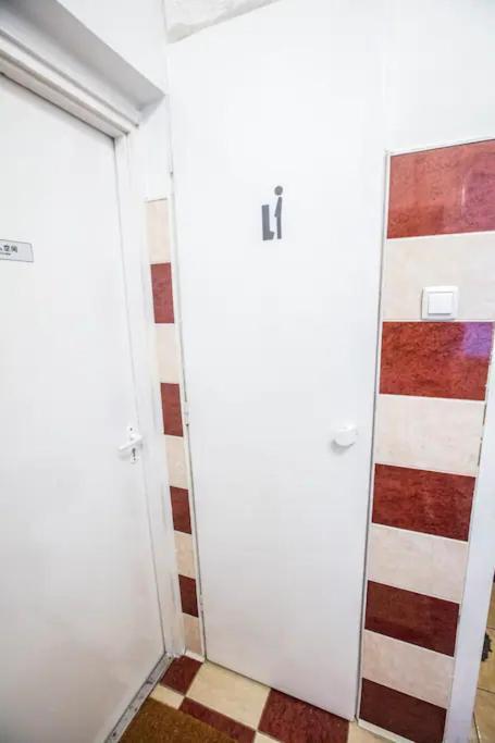 Keleti Apartment City Center Big Flat Bedroom Private Use Budapest Esterno foto