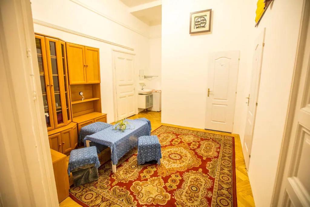 Keleti Apartment City Center Big Flat Bedroom Private Use Budapest Esterno foto