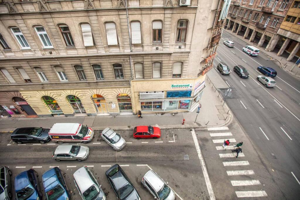 Keleti Apartment City Center Big Flat Bedroom Private Use Budapest Esterno foto