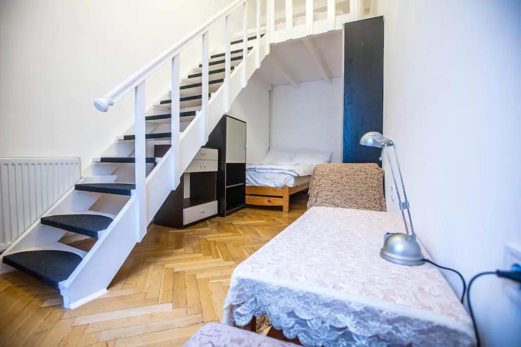 Keleti Apartment City Center Big Flat Bedroom Private Use Budapest Esterno foto