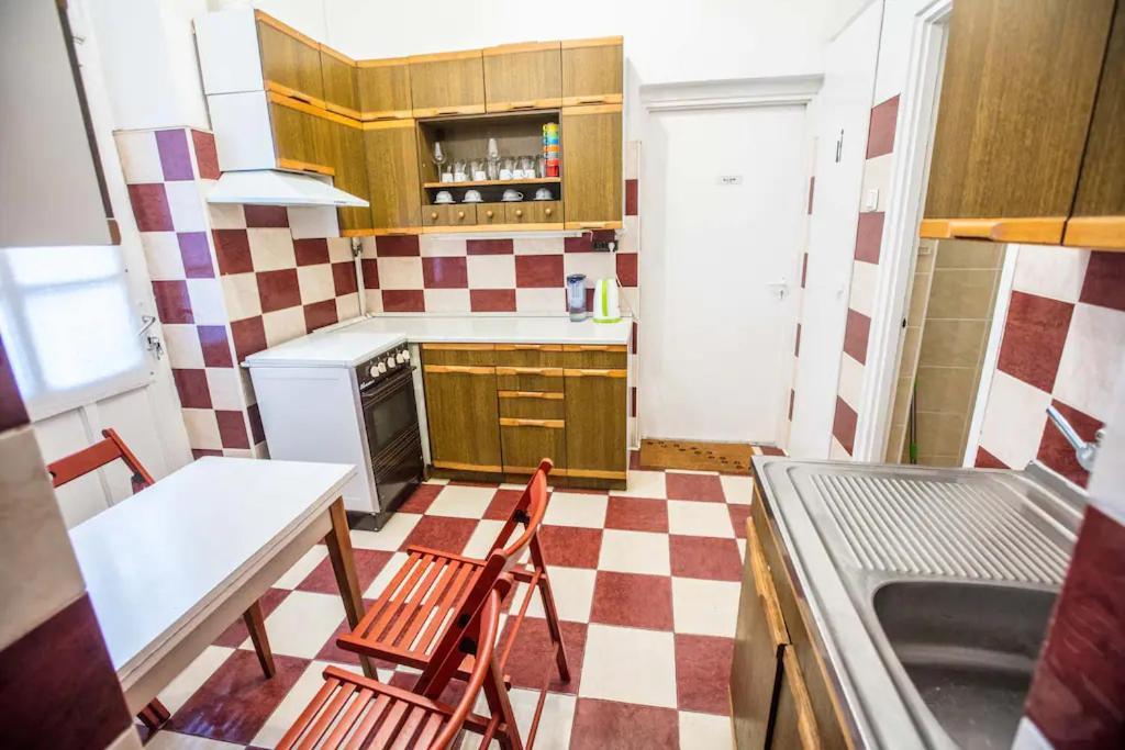 Keleti Apartment City Center Big Flat Bedroom Private Use Budapest Esterno foto