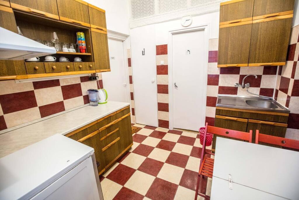 Keleti Apartment City Center Big Flat Bedroom Private Use Budapest Esterno foto