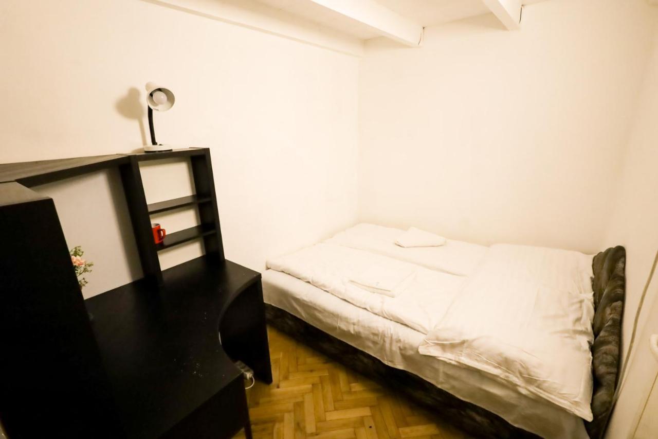 Keleti Apartment City Center Big Flat Bedroom Private Use Budapest Esterno foto